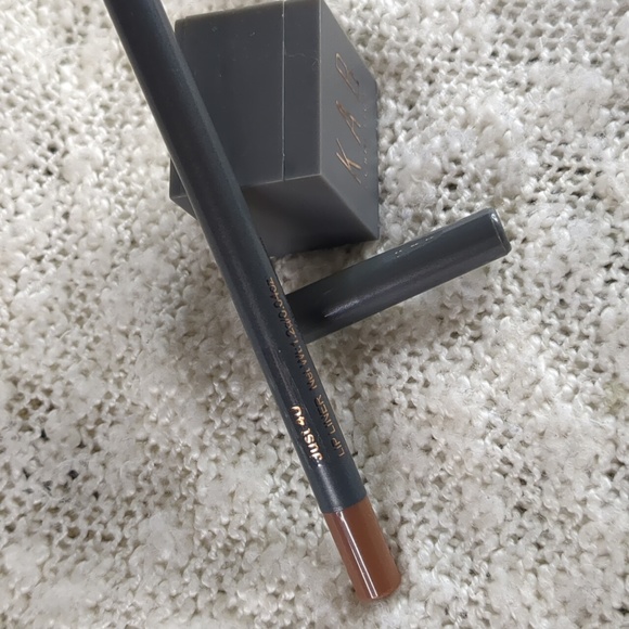 KAB Cosmetics Lip Liner in Just 4 U & Sharpener Duo - Picture 2 of 8